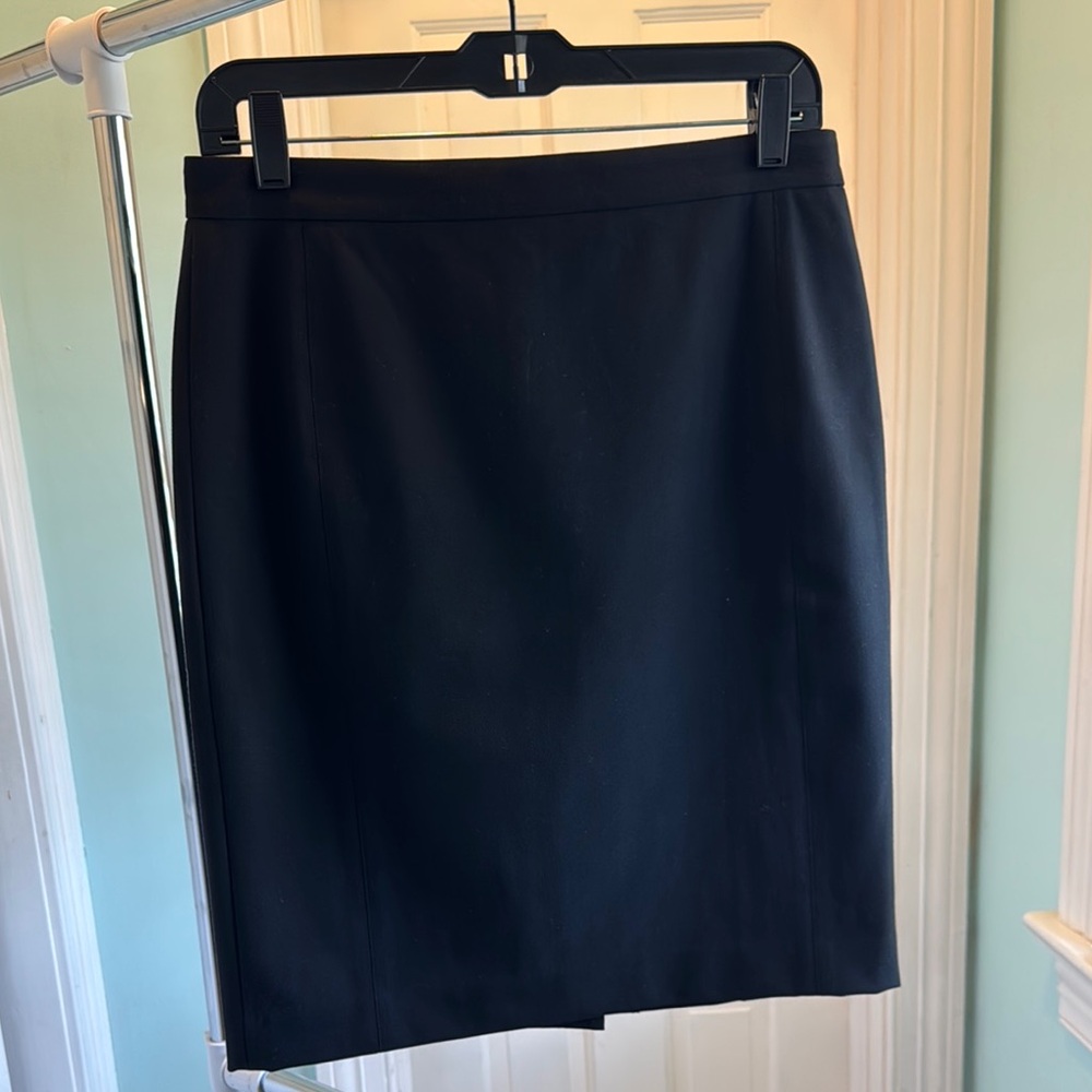 Ann Taylor Elegant Black Women's Skirt